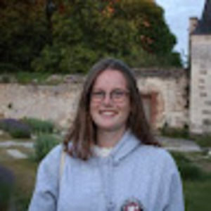 Meet your Posher, Léonore